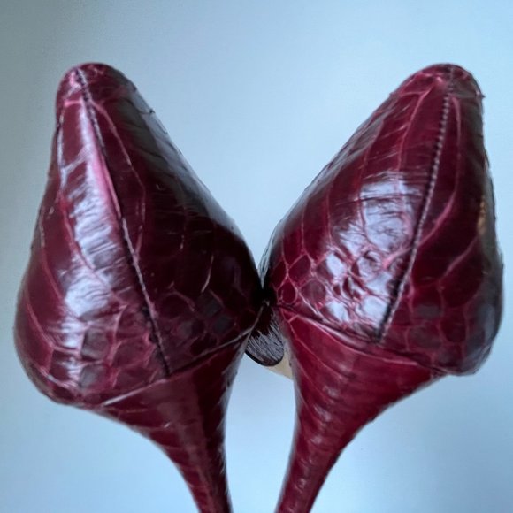 Vince Camuto Heels Pointy Toe Pumps Heels With Snake Print Plum Redish EUC - Picture 9 of 16